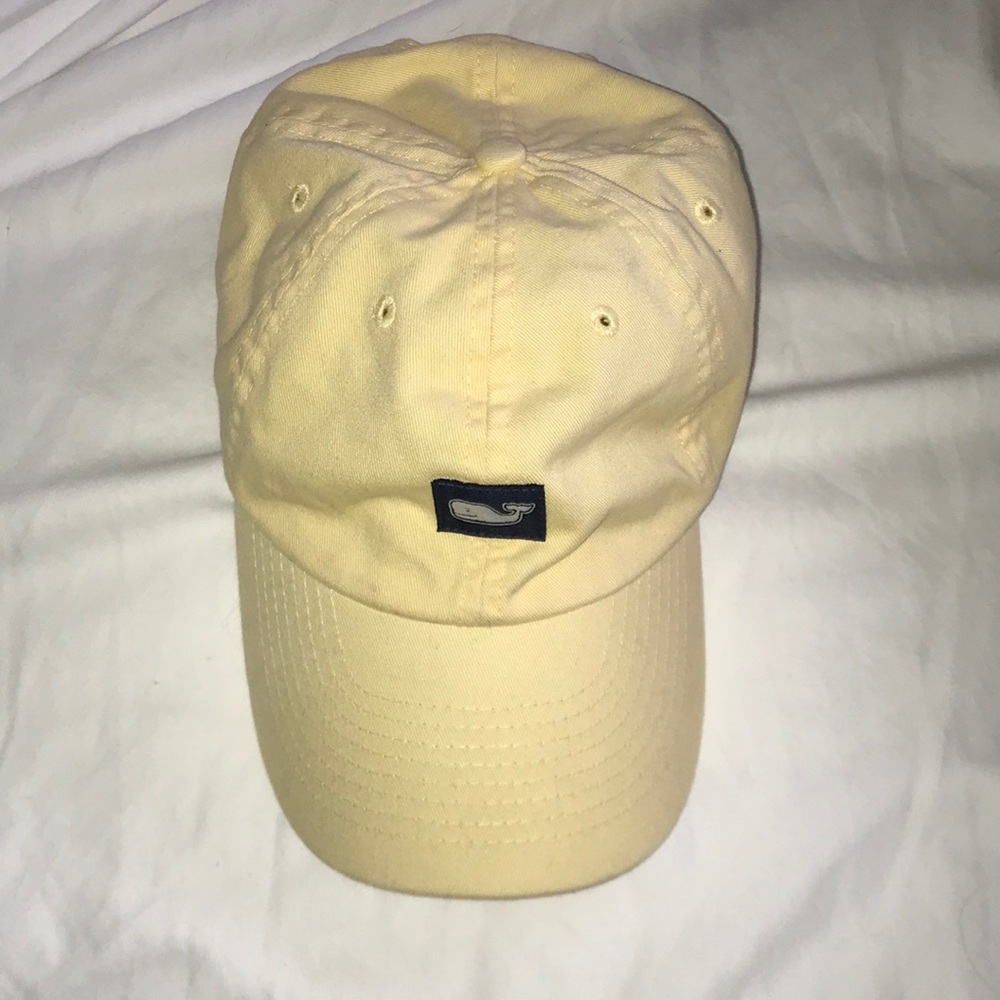 Vineyard vines hat!!